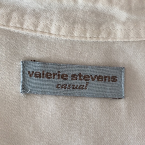 White button down blouse - Picture 11 of 14